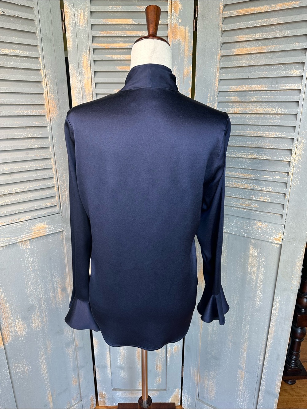 Ralph Lauren Vintage Silk Ruffled Blouse Icon Navy Sz 8 - Picture 10 of 15